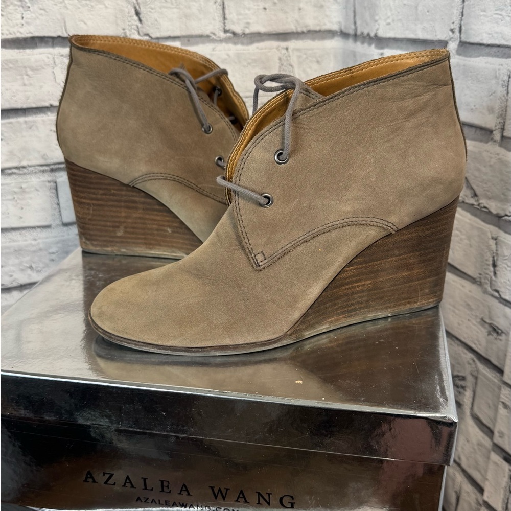 Lucky Brand Shijo Suede Wedge Booties | Size 10